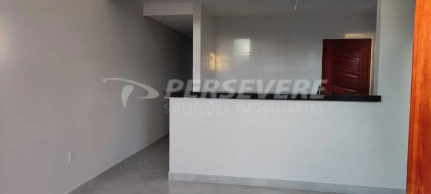 Casa com 2 quartos à venda, 92m2 em Marica - RJ - imagem 2 Foto 2 de Casa com 2 quartos à venda, 92m2 em Marica - RJ