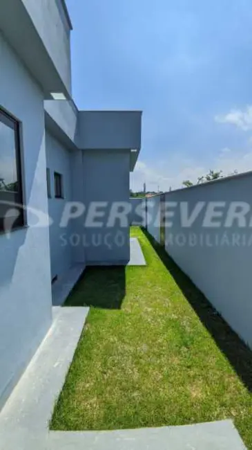 Casa com 3 quartos à venda e para alugar, 142m2 em Marica - RJ - imagem 4 Foto 4 de Casa com 3 quartos à venda e para alugar, 142m2 em Marica - RJ