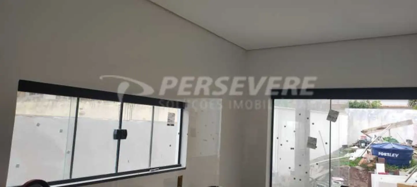 Foto 3 de Casa com 3 quartos à venda, 110m2 em Marica - RJ