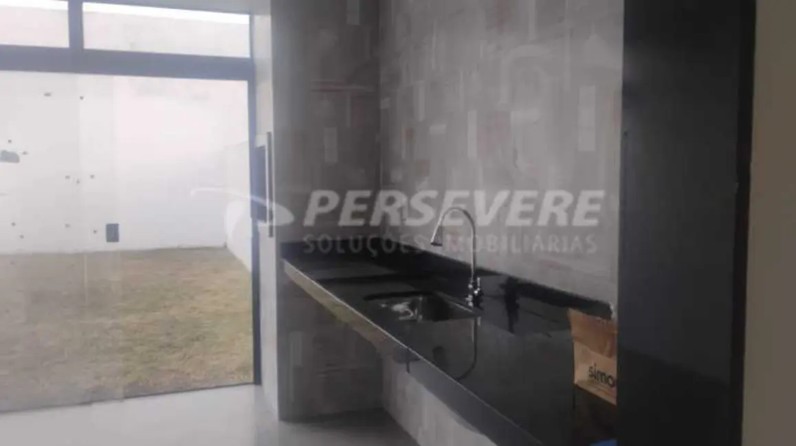 Foto 7 de Casa com 2 quartos à venda, 70m2 em Marica - RJ