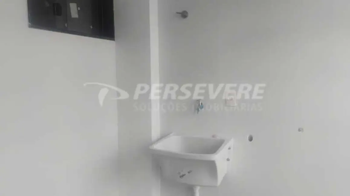 Foto 9 de Casa com 2 quartos à venda, 70m2 em Marica - RJ