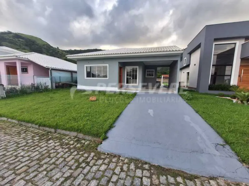 Foto 1 de Casa de Condomínio com 3 quartos à venda, 105m2 em Marica - RJ