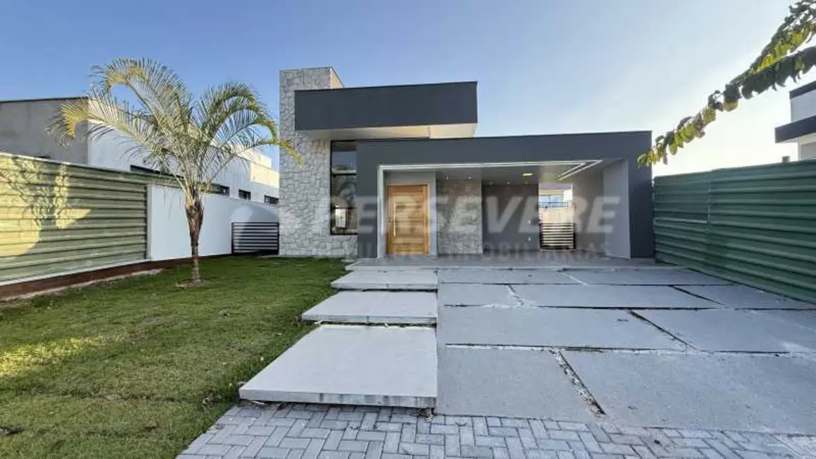 Foto 1 de Casa de Condomínio com 3 quartos à venda, 175m2 em Marica - RJ