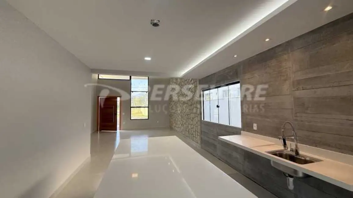 Foto 6 de Casa de Condomínio com 3 quartos à venda, 175m2 em Marica - RJ