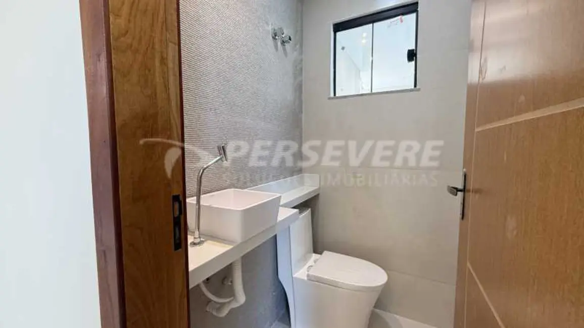 Foto 4 de Casa de Condomínio com 3 quartos à venda, 175m2 em Marica - RJ