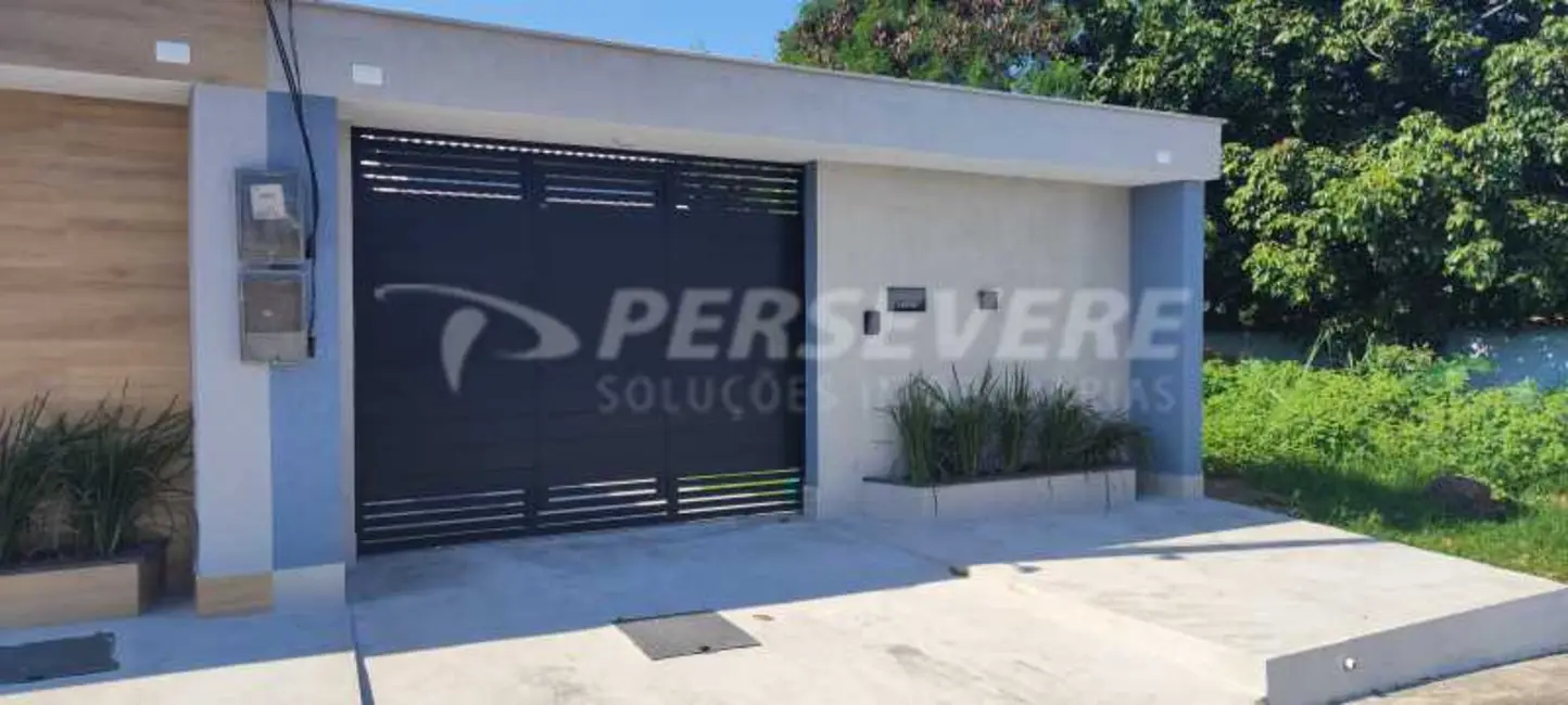 Foto 1 de Casa com 2 quartos à venda, 88m2 em Marica - RJ