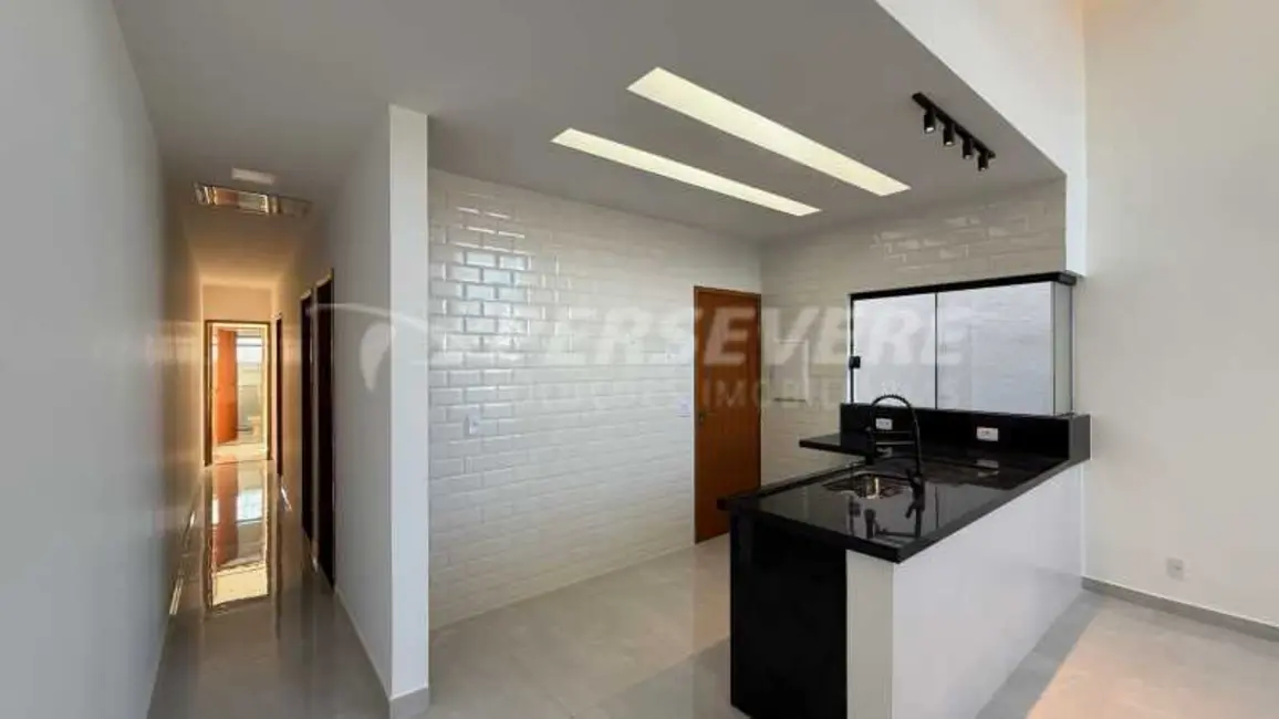 Casa com 3 quartos à venda, 105m2 em Marica - RJ - imagem 3 Foto 3 de Casa com 3 quartos à venda, 105m2 em Marica - RJ