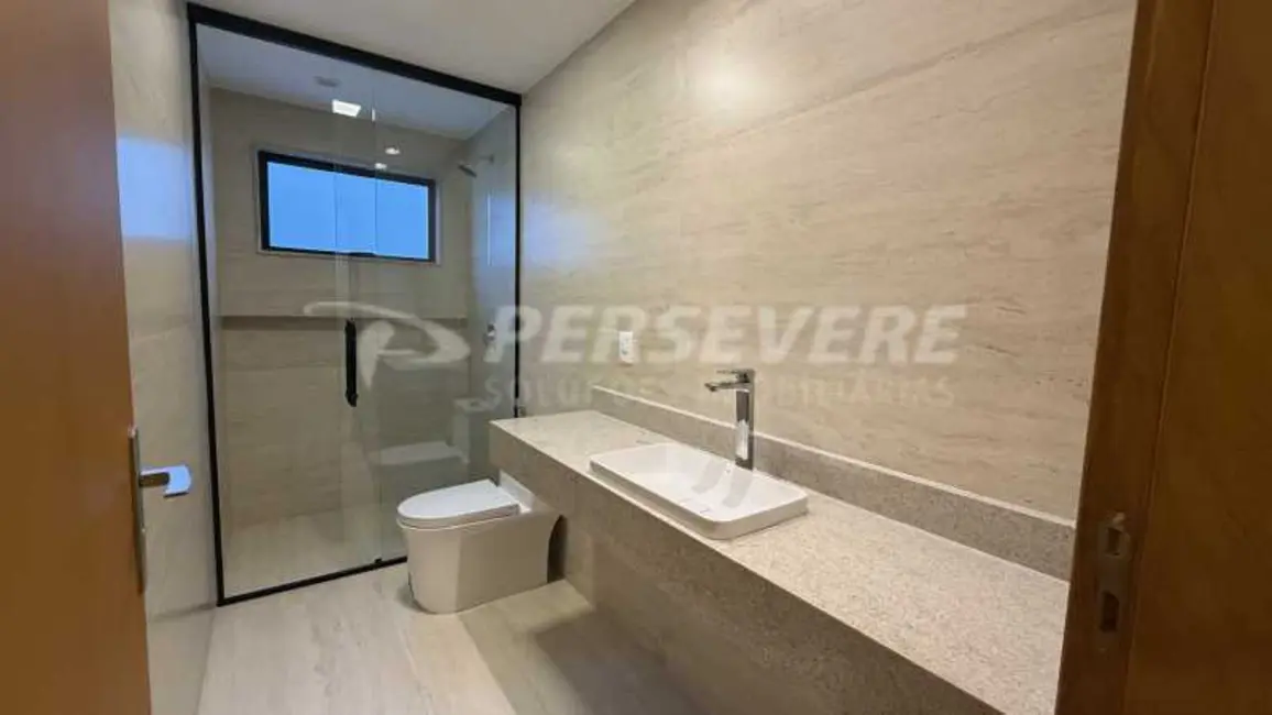 Foto 6 de Casa de Condomínio com 3 quartos à venda, 200m2 em Marica - RJ