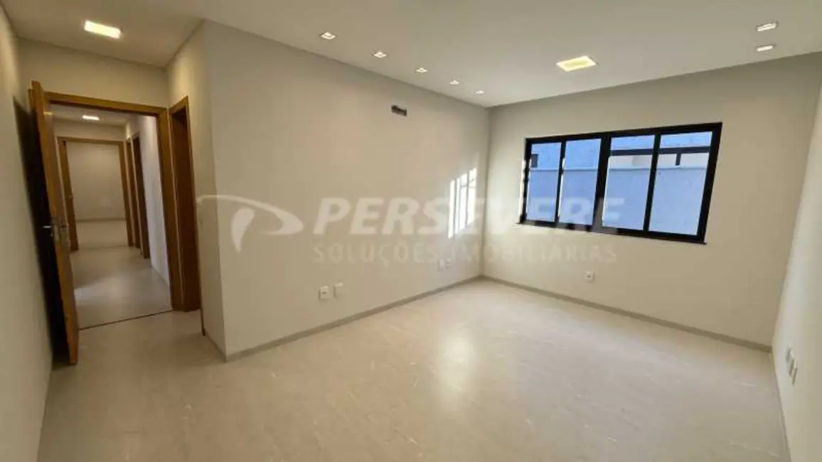 Foto 5 de Casa de Condomínio com 3 quartos à venda, 200m2 em Marica - RJ