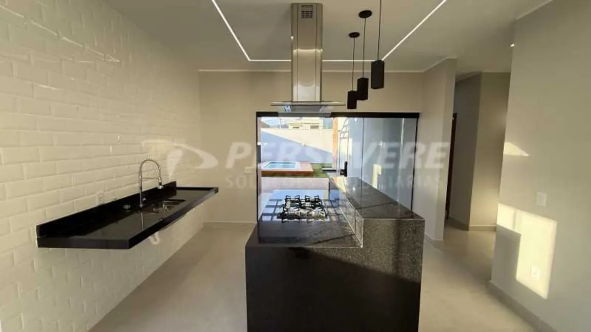 Foto 5 de Casa de Condomínio com 3 quartos à venda, 170m2 em Marica - RJ