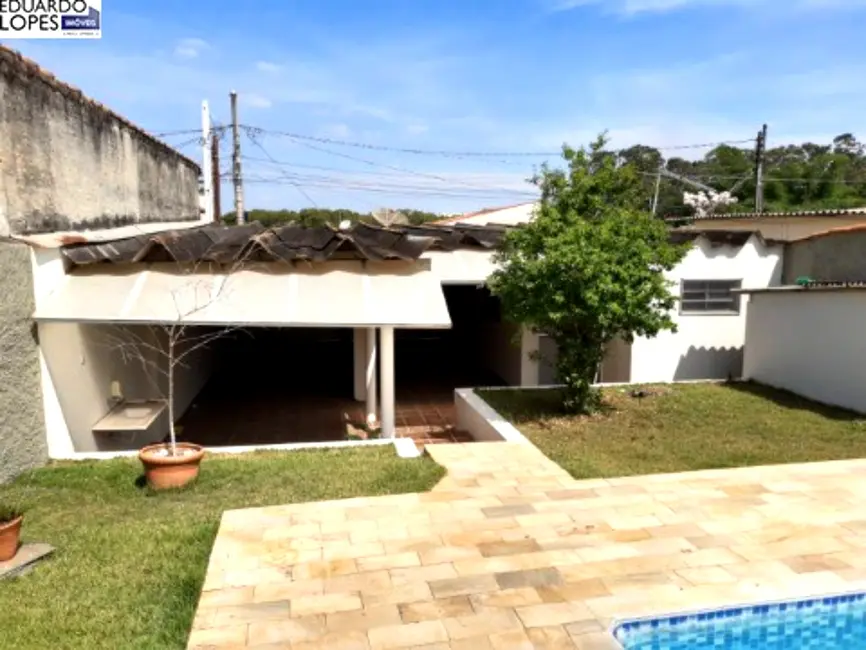 Foto 2 de Casa com 1 quarto à venda, 105m2 em Jardim Três Marias, Salto - SP