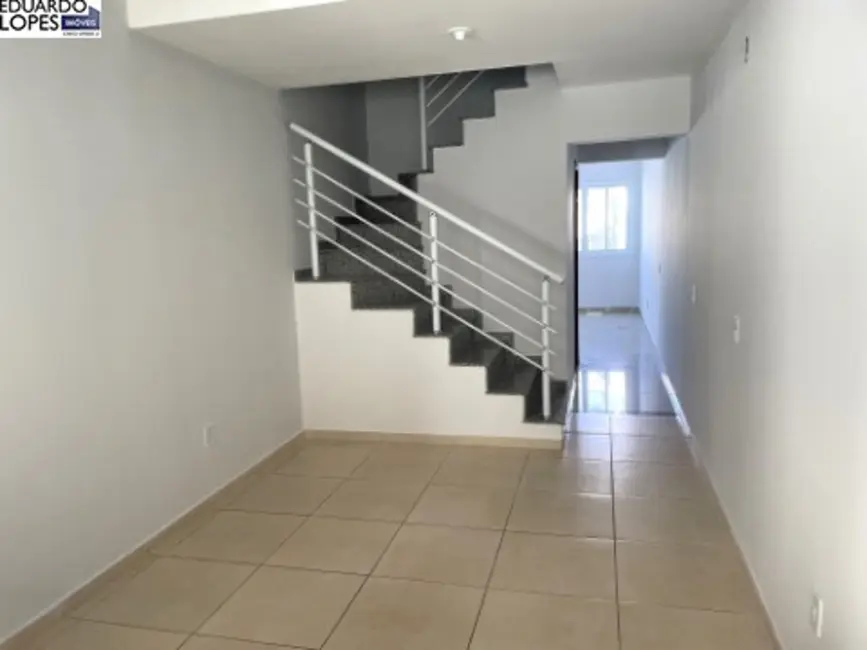 Foto 3 de Casa com 2 quartos à venda, 71m2 em Jardim Nely, Indaiatuba - SP