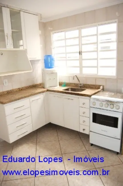 Foto 1 de Casa com 1 quarto para alugar, 70m2 em Jardim Rossignatti, Indaiatuba - SP