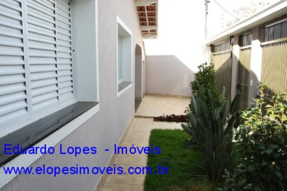 Foto 2 de Casa com 2 quartos para alugar, 122m2 em Jardim Rossignatti, Indaiatuba - SP
