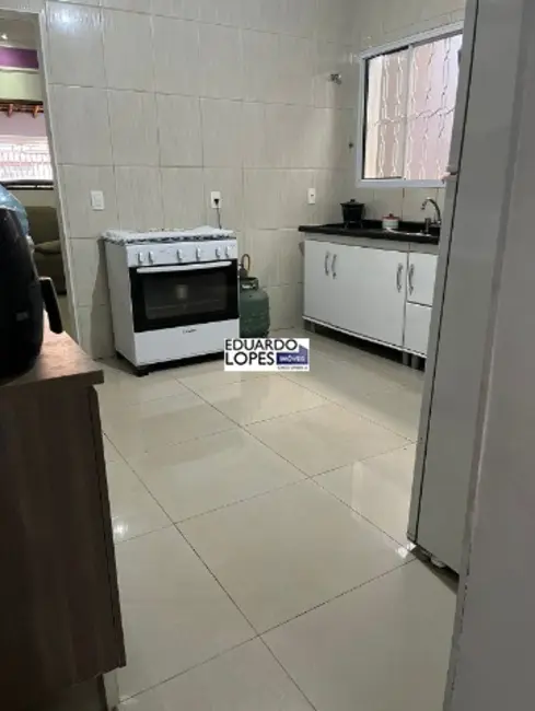 Casa com 3 quartos à venda, 100m2 em Jardim São Francisco, Indaiatuba - SP - imagem 3 Foto 3 de Casa com 3 quartos à venda, 100m2 em Jardim São Francisco, Indaiatuba - SP