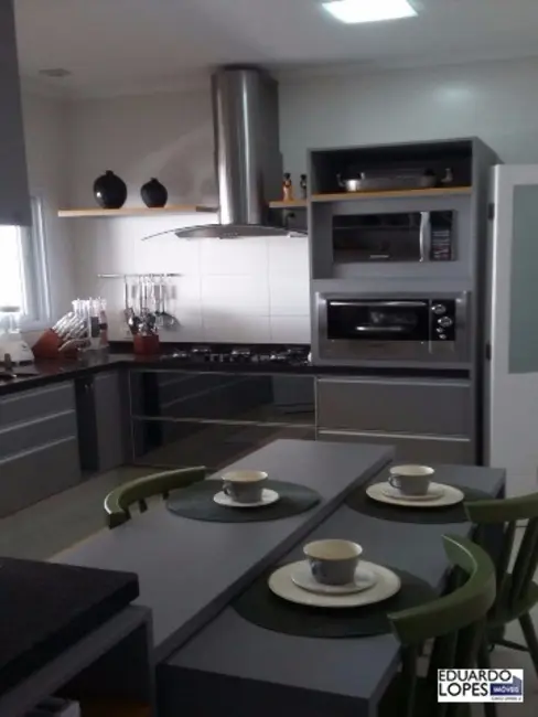 Foto 2 de Casa de Condomínio com 3 quartos à venda, 303m2 em Jardim Residencial Villa Suíça, Indaiatuba - SP