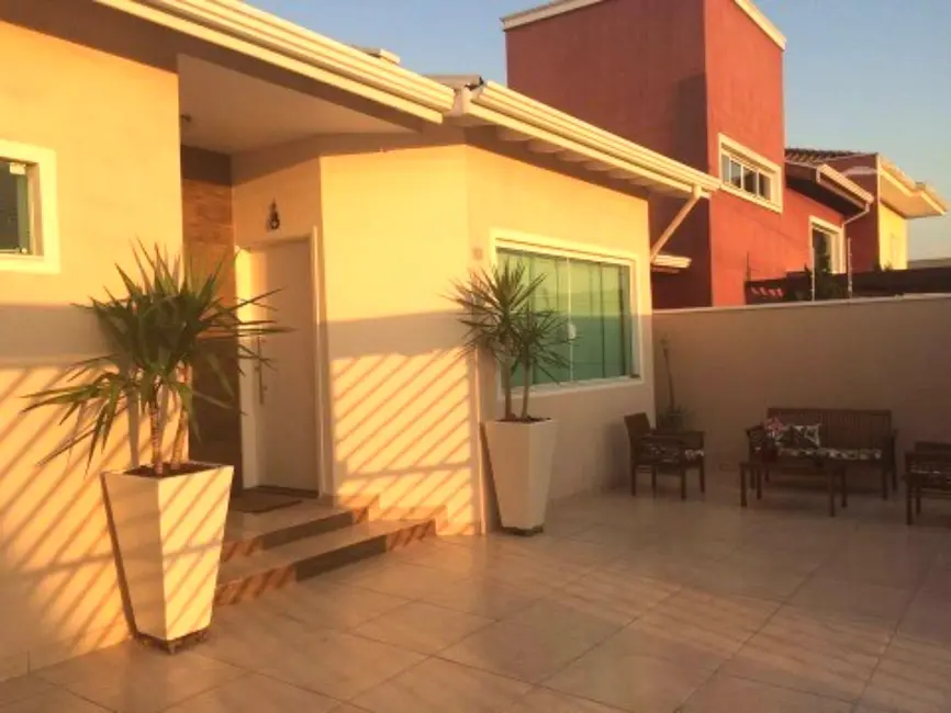 Foto 2 de Casa com 3 quartos à venda, 160m2 em Jardim Europa II, Indaiatuba - SP