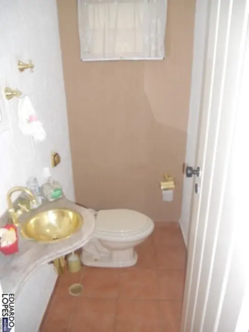 Casa com 4 quartos à venda, 242m2 em Vila Ruz Peres, Indaiatuba - SP - imagem 8 Foto 8 de Casa com 4 quartos à venda, 242m2 em Vila Ruz Peres, Indaiatuba - SP