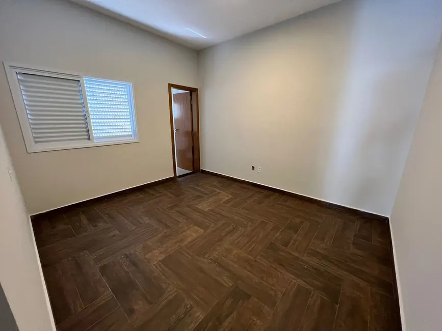 Foto 5 de Casa com 3 quartos à venda, 120m2 em Braganca Paulista - SP