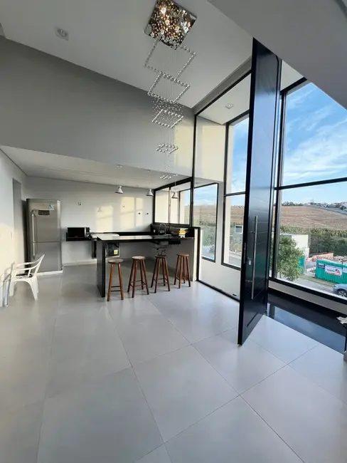 Casa de Condomínio com 3 quartos à venda, 210m2 em Braganca Paulista - SP - imagem 5 Foto 5 de Casa de Condomínio com 3 quartos à venda, 210m2 em Braganca Paulista - SP