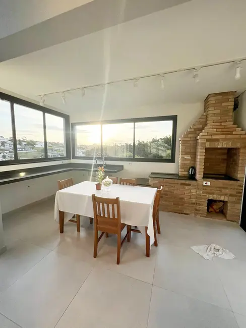 Casa de Condomínio com 3 quartos à venda, 210m2 em Braganca Paulista - SP - imagem 8 Foto 8 de Casa de Condomínio com 3 quartos à venda, 210m2 em Braganca Paulista - SP