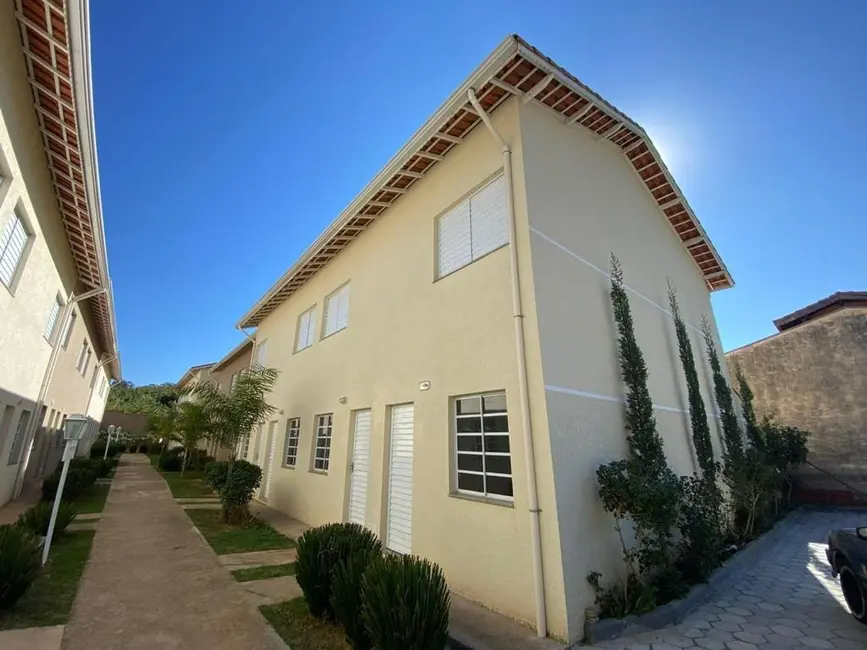 Foto 1 de Casa de Condomínio com 2 quartos à venda e para alugar, 58m2 em Jardim São Miguel, Braganca Paulista - SP