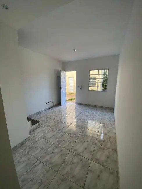 Casa de Condomínio com 2 quartos à venda e para alugar, 58m2 em Jardim São Miguel, Braganca Paulista - SP - imagem 4 Foto 4 de Casa de Condomínio com 2 quartos à venda e para alugar, 58m2 em Jardim São Miguel, Braganca Paulista - SP