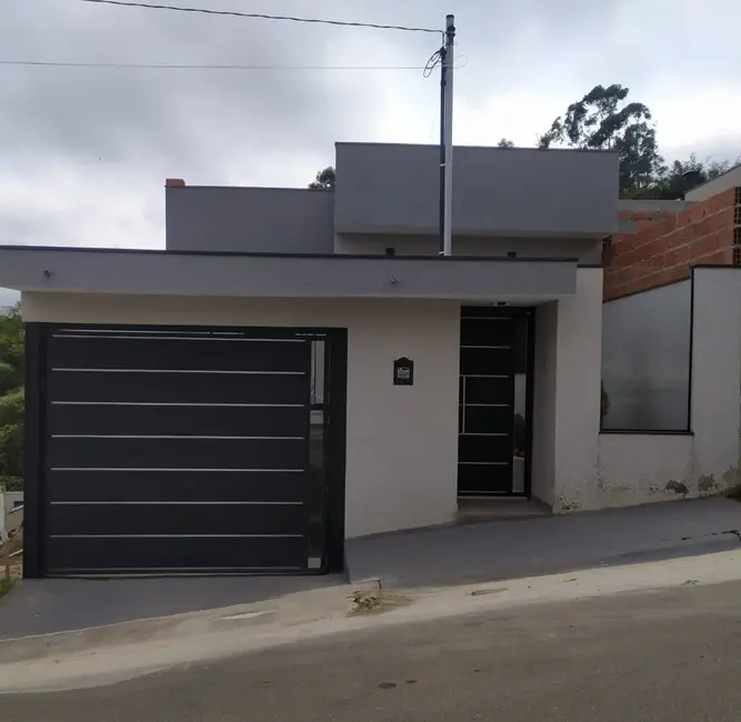 Foto 1 de Casa com 2 quartos à venda, 120m2 em Braganca Paulista - SP