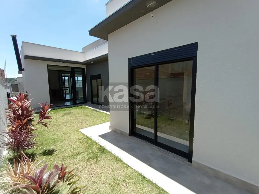 Foto 9 de Casa de Condomínio com 3 quartos à venda e para alugar, 204m2 em Braganca Paulista - SP