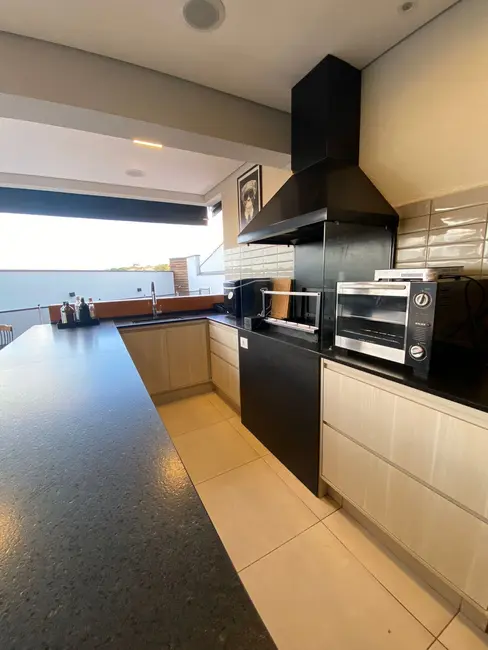 Foto 3 de Casa de Condomínio com 3 quartos para alugar, 330m2 em Condomínio Villa Real de Bragança, Braganca Paulista - SP