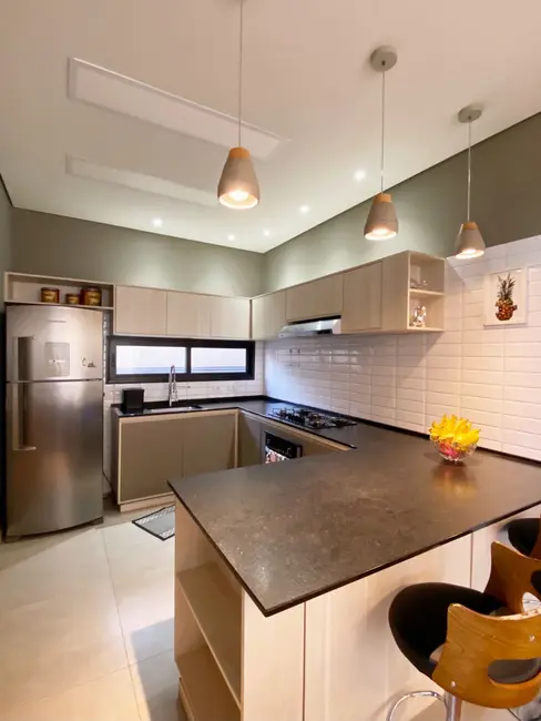 Foto 8 de Casa de Condomínio com 3 quartos para alugar, 330m2 em Condomínio Villa Real de Bragança, Braganca Paulista - SP