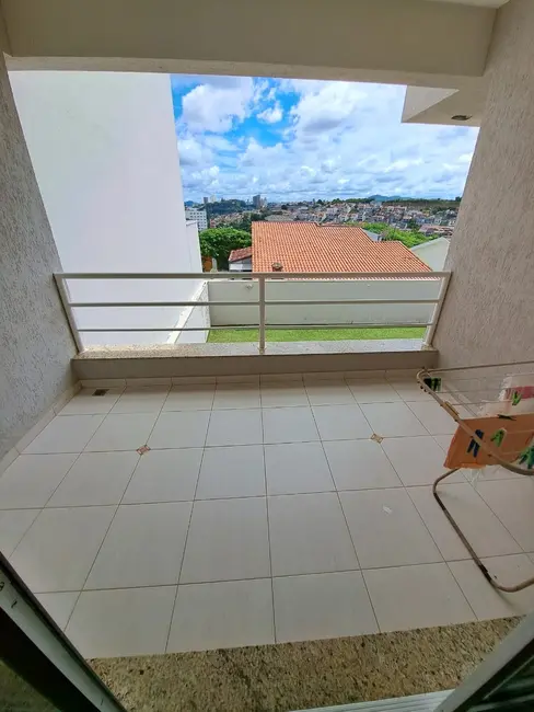 Foto 6 de Casa de Condomínio com 3 quartos para alugar, 290m2 em Braganca Paulista - SP