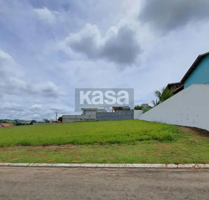 Foto 1 de Terreno / Lote à venda, 680m2 em Condomínio Jardim Flamboyan, Braganca Paulista - SP