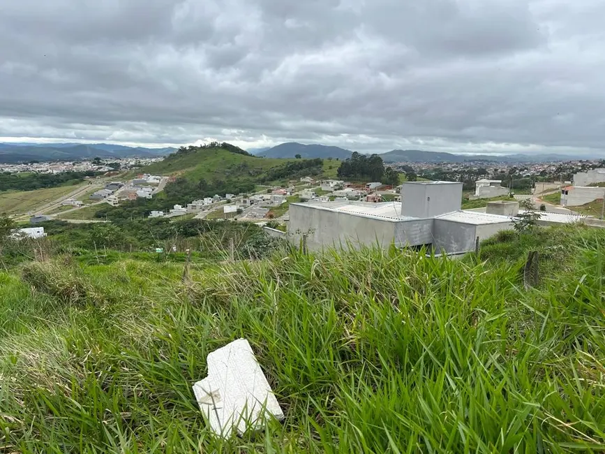 Foto 3 de Terreno / Lote à venda, 140m2 em Braganca Paulista - SP