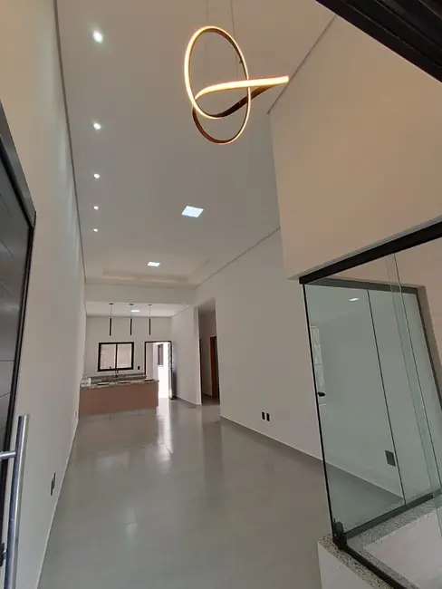 Foto 1 de Casa com 3 quartos à venda e para alugar, 120m2 em Braganca Paulista - SP