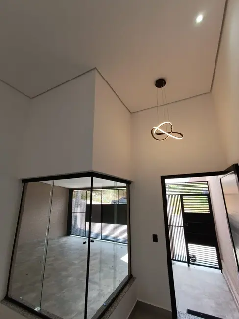 Foto 2 de Casa com 3 quartos à venda e para alugar, 120m2 em Braganca Paulista - SP