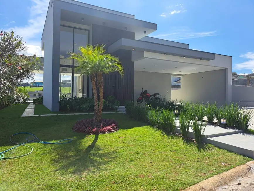 Foto 1 de Casa com 3 quartos à venda, 200m2 em Condomínio Jardim Flamboyan, Braganca Paulista - SP