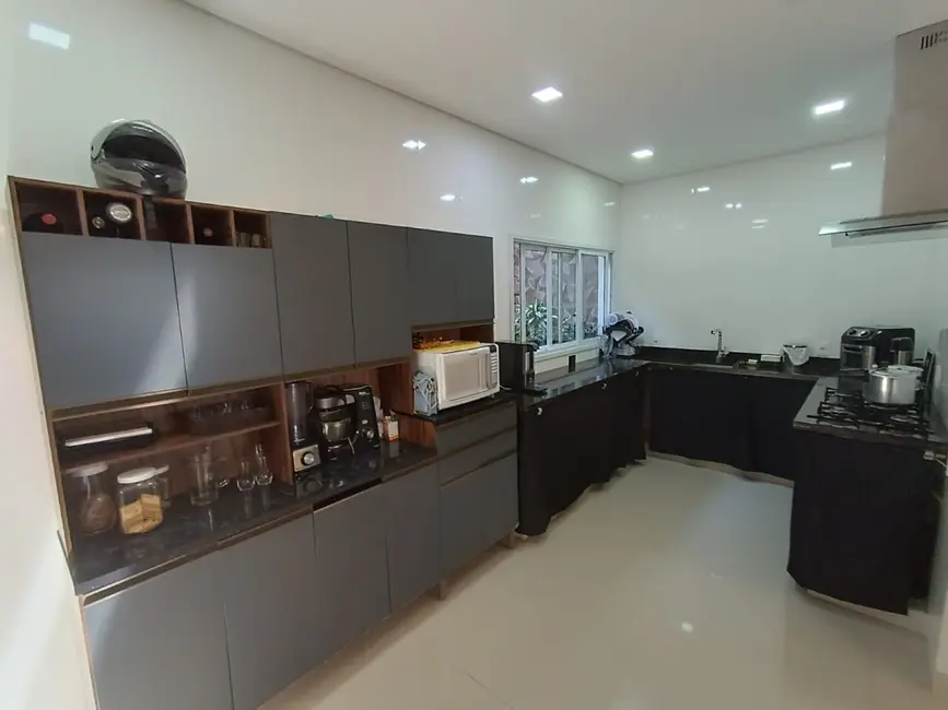 Foto 9 de Casa com 3 quartos à venda, 240m2 em Residencial Vino Barolo, Braganca Paulista - SP