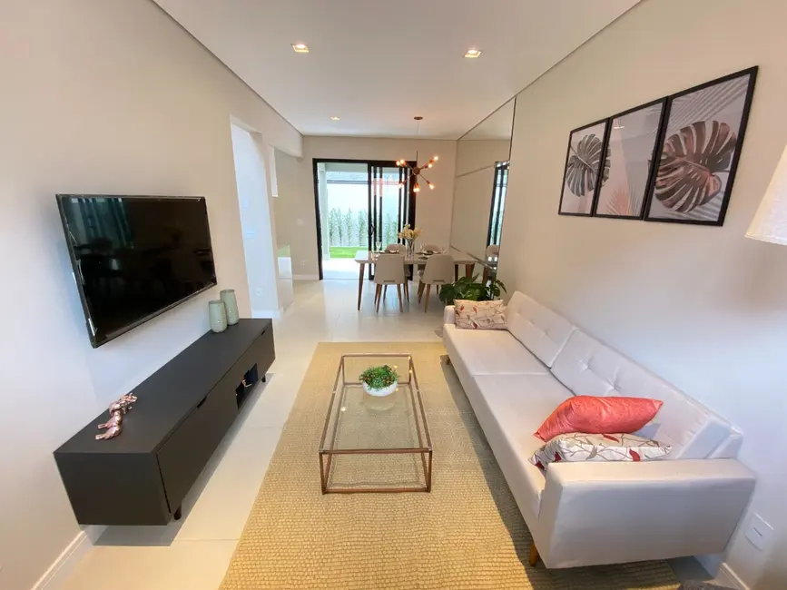 Foto 3 de Casa de Condomínio com 2 quartos à venda, 109m2 em Recanto Amapola, Braganca Paulista - SP