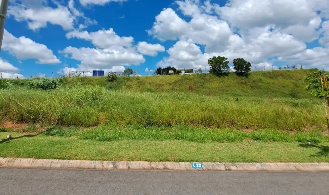 Foto 2 de Terreno / Lote à venda, 300m2 em Braganca Paulista - SP