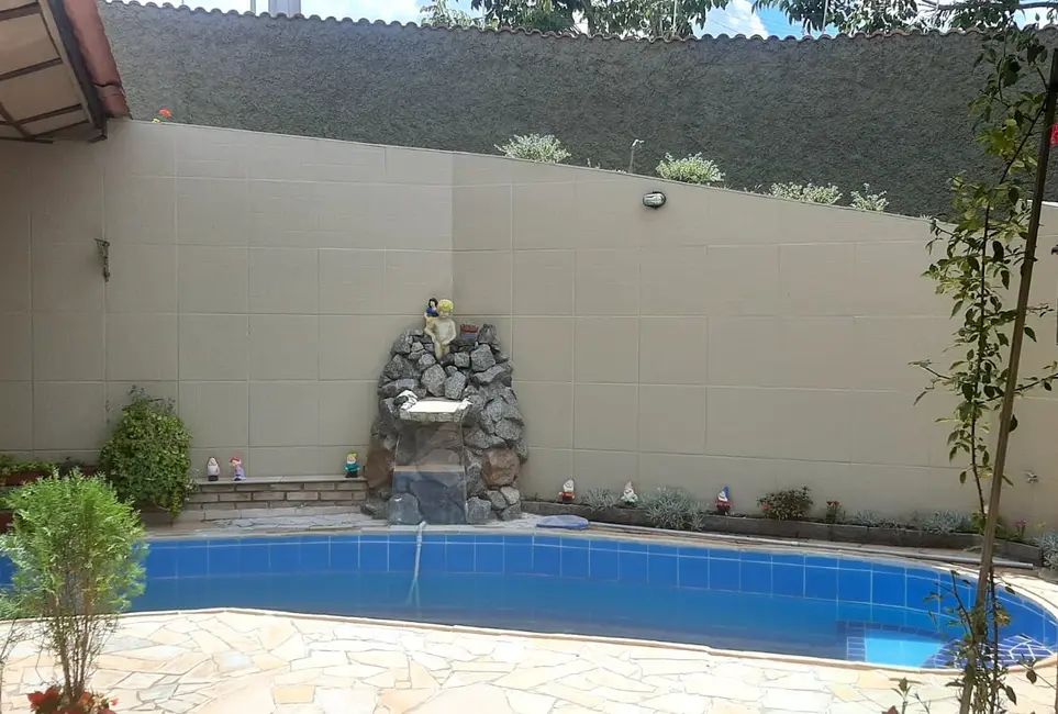 Casa com 2 quartos à venda, 385m2 em Jardim Primavera, Braganca Paulista - SP - imagem 3 Foto 3 de Casa com 2 quartos à venda, 385m2 em Jardim Primavera, Braganca Paulista - SP