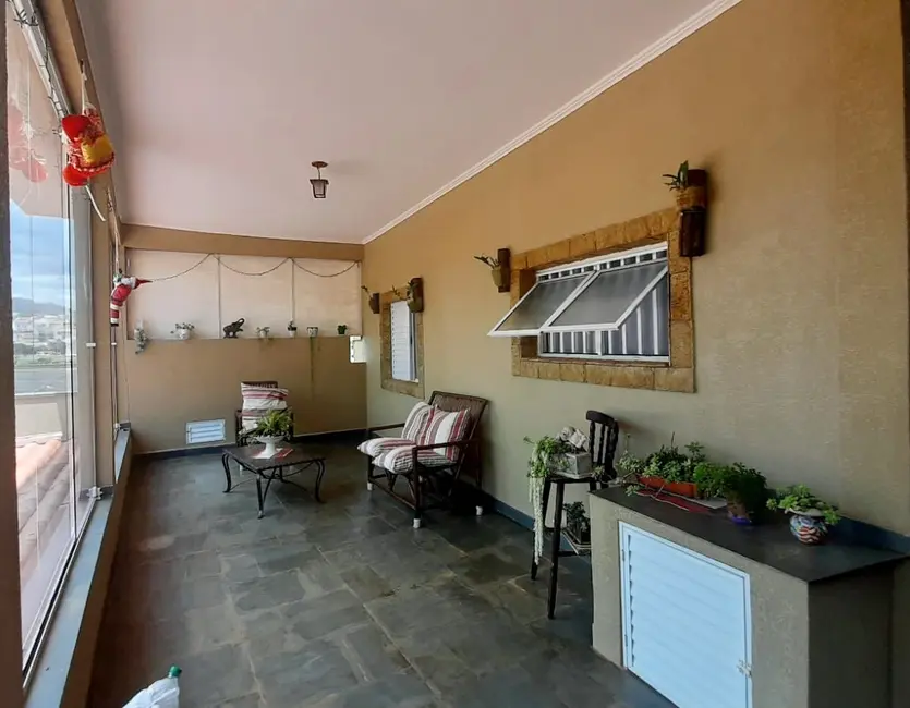 Foto 2 de Casa com 2 quartos à venda, 385m2 em Jardim Primavera, Braganca Paulista - SP