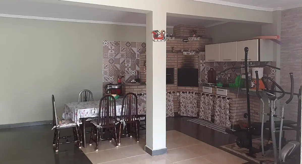 Casa com 2 quartos à venda, 385m2 em Jardim Primavera, Braganca Paulista - SP - imagem 5 Foto 5 de Casa com 2 quartos à venda, 385m2 em Jardim Primavera, Braganca Paulista - SP