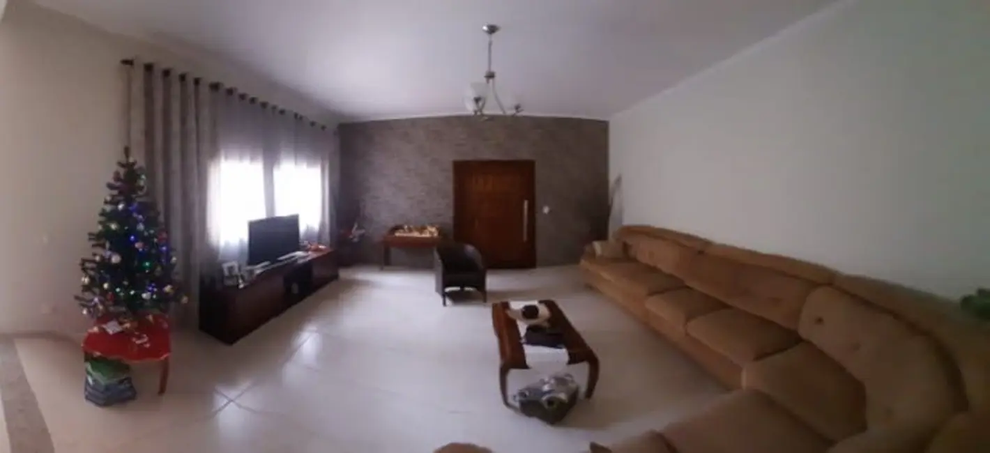 Casa com 2 quartos à venda, 385m2 em Jardim Primavera, Braganca Paulista - SP - imagem 9 Foto 9 de Casa com 2 quartos à venda, 385m2 em Jardim Primavera, Braganca Paulista - SP