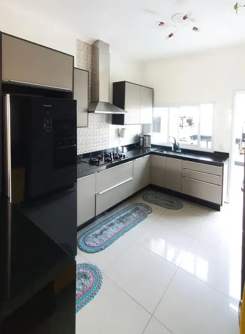 Foto 6 de Casa com 3 quartos à venda, 156m2 em Residencial Piemonte, Braganca Paulista - SP