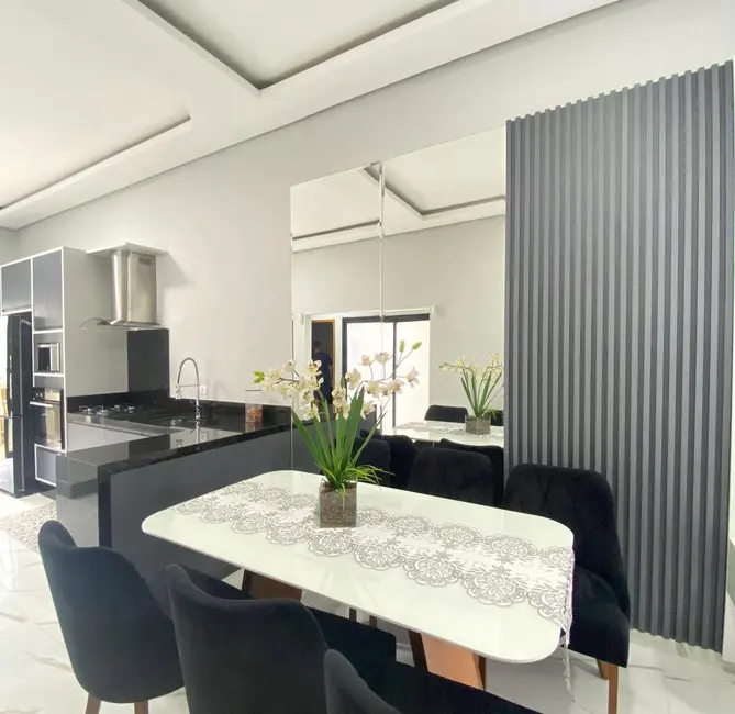 Foto 2 de Casa com 3 quartos à venda, 120m2 em Residencial Piemonte, Braganca Paulista - SP