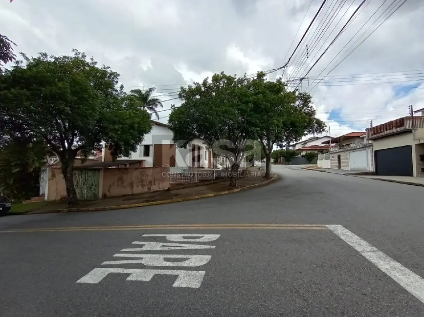 Casa com 4 quartos à venda, 215m2 em Jardim Europa, Braganca Paulista - SP - imagem 8 Foto 8 de Casa com 4 quartos à venda, 215m2 em Jardim Europa, Braganca Paulista - SP