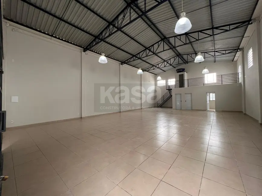 Foto 5 de Armazém / Galpão à venda, 227m2 em Vila Mota, Braganca Paulista - SP