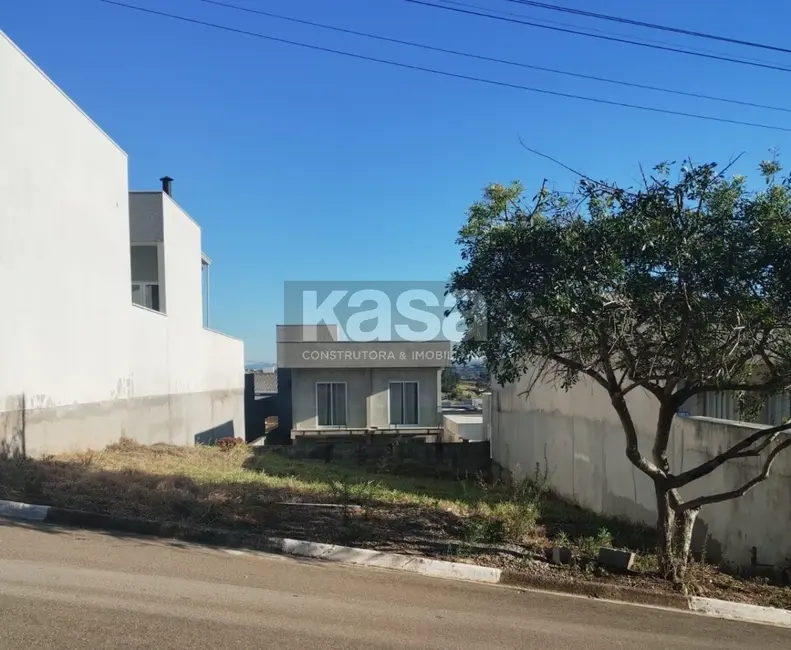 Foto 1 de Terreno / Lote à venda, 250m2 em Condomínio Portal da Serra, Braganca Paulista - SP