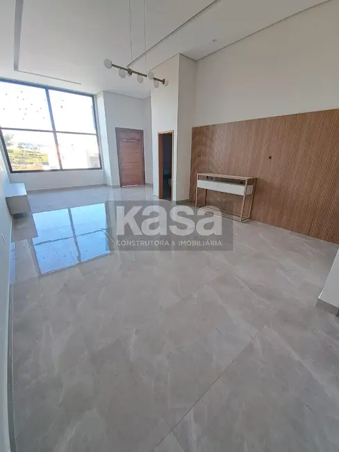 Foto 3 de Casa de Condomínio com 3 quartos à venda, 175m2 em Condomínio Villa Real de Bragança, Braganca Paulista - SP